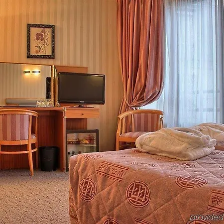 Luxembourg Hotel 4*