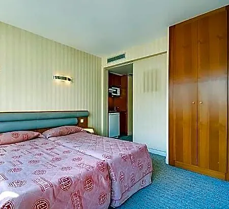 Luxembourg 3* Paříž