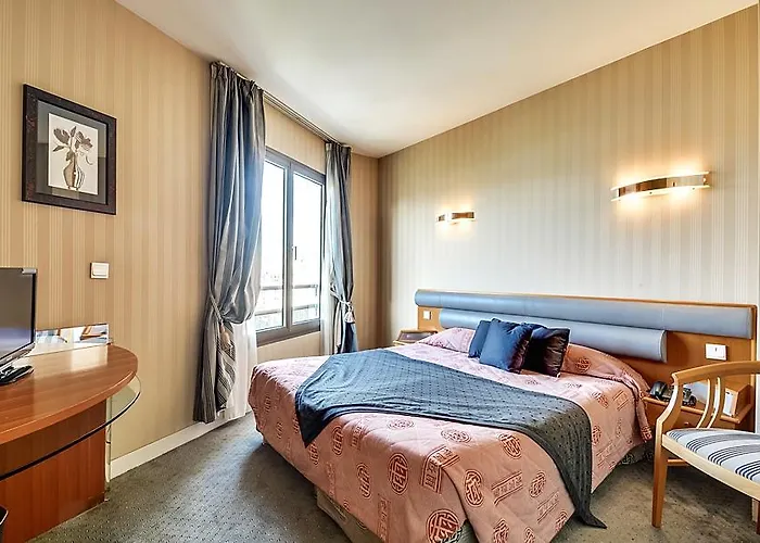 Luxembourg 3* Paryż