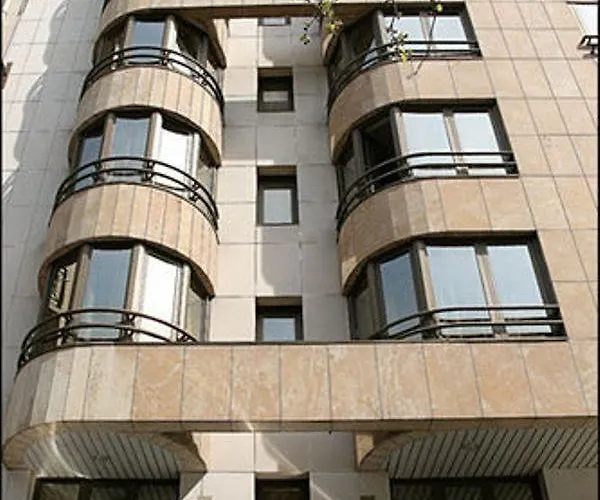 Luxembourg 3* Parigi